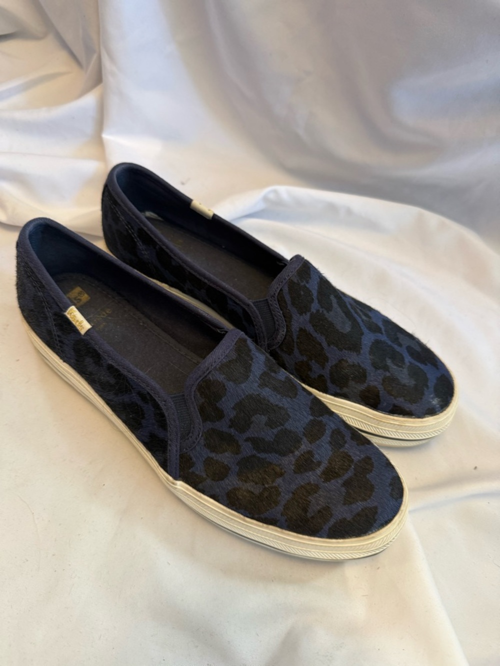 Slip-On Leopard Print Canvas Sneakers - Navy/Black